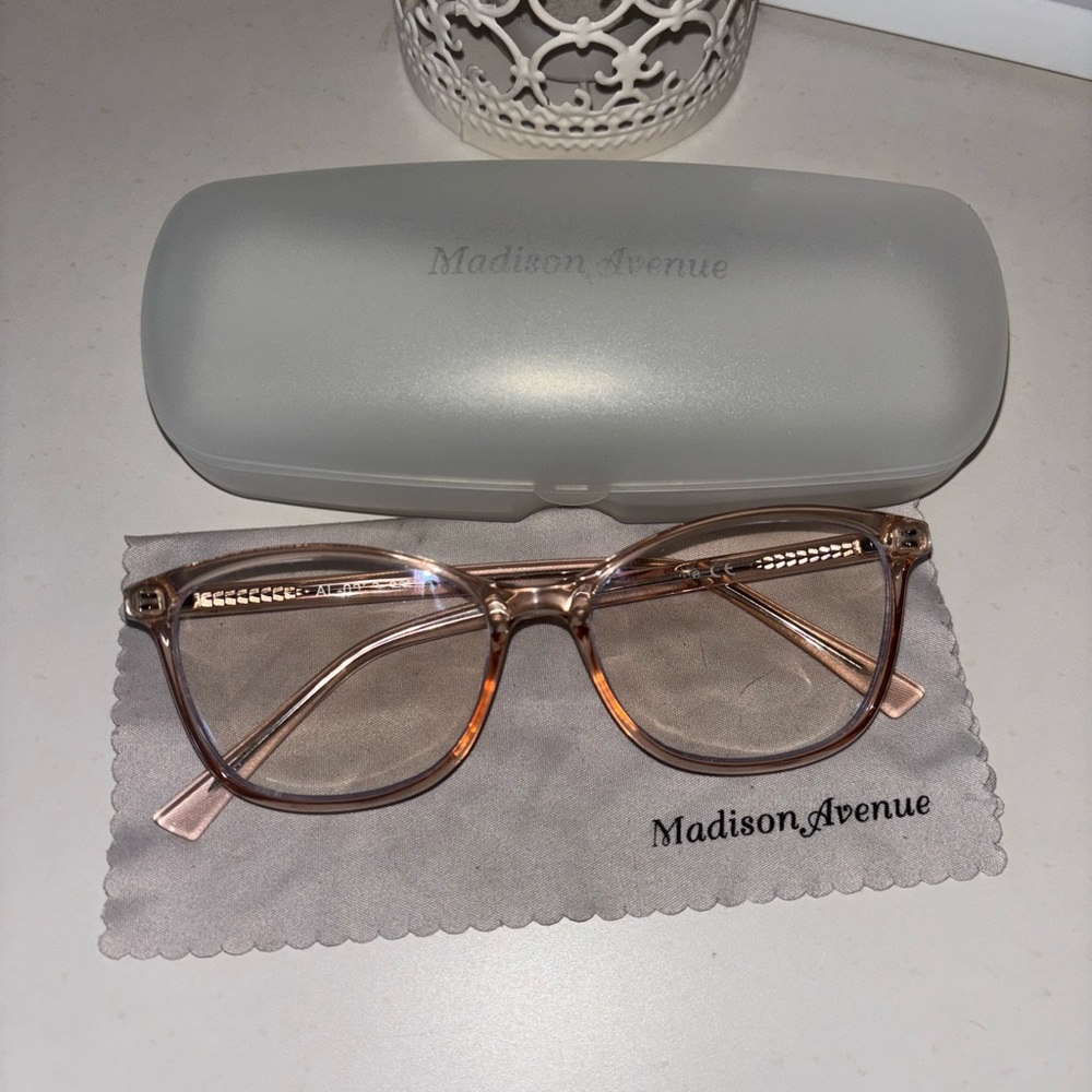 Madison Avenue Pink Bluelight Glasses